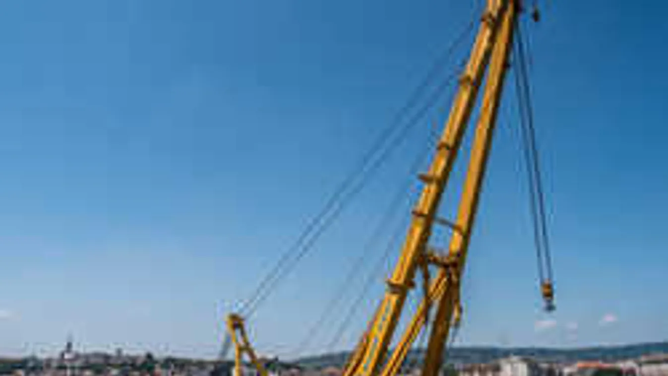 TEK: nem valószínű, hogy ünnepek alatt megtörténik a kiemelés