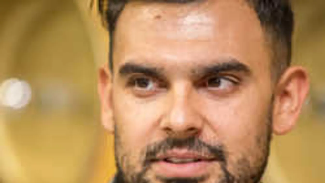 Női bájaktól jött zavarba a TV2 sztárja