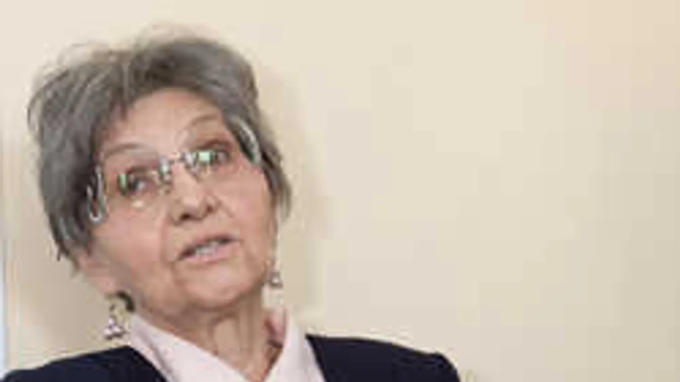 Betelt a pohár: Pécsi Ildikó feljelentette a rendőrségen az unokáját