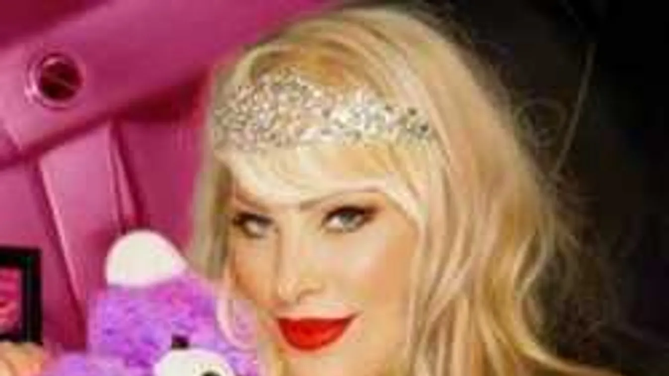 Fordulat Cicciolina emberrablási ügyében, üzent Trump szóvivője