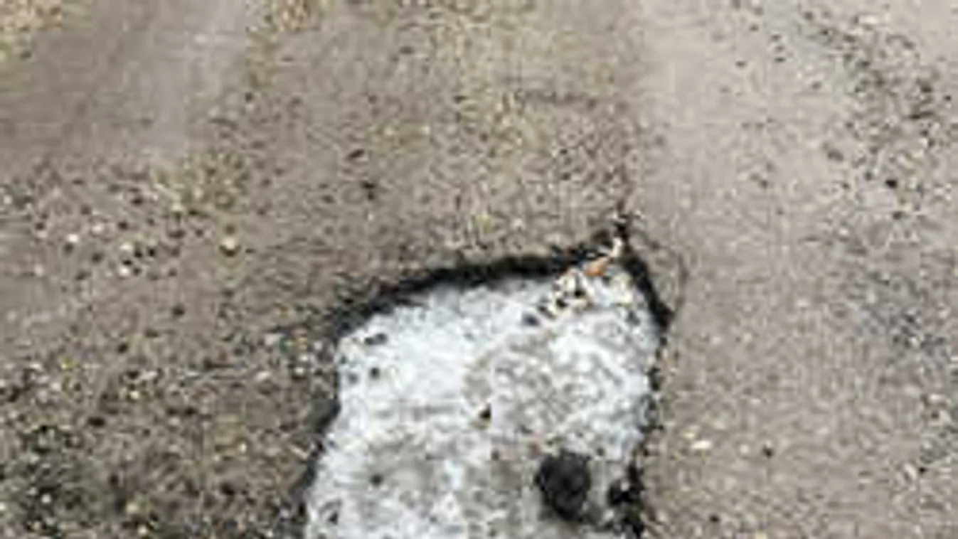 Kiderült, melyik megyében a legrosszabbak az utak