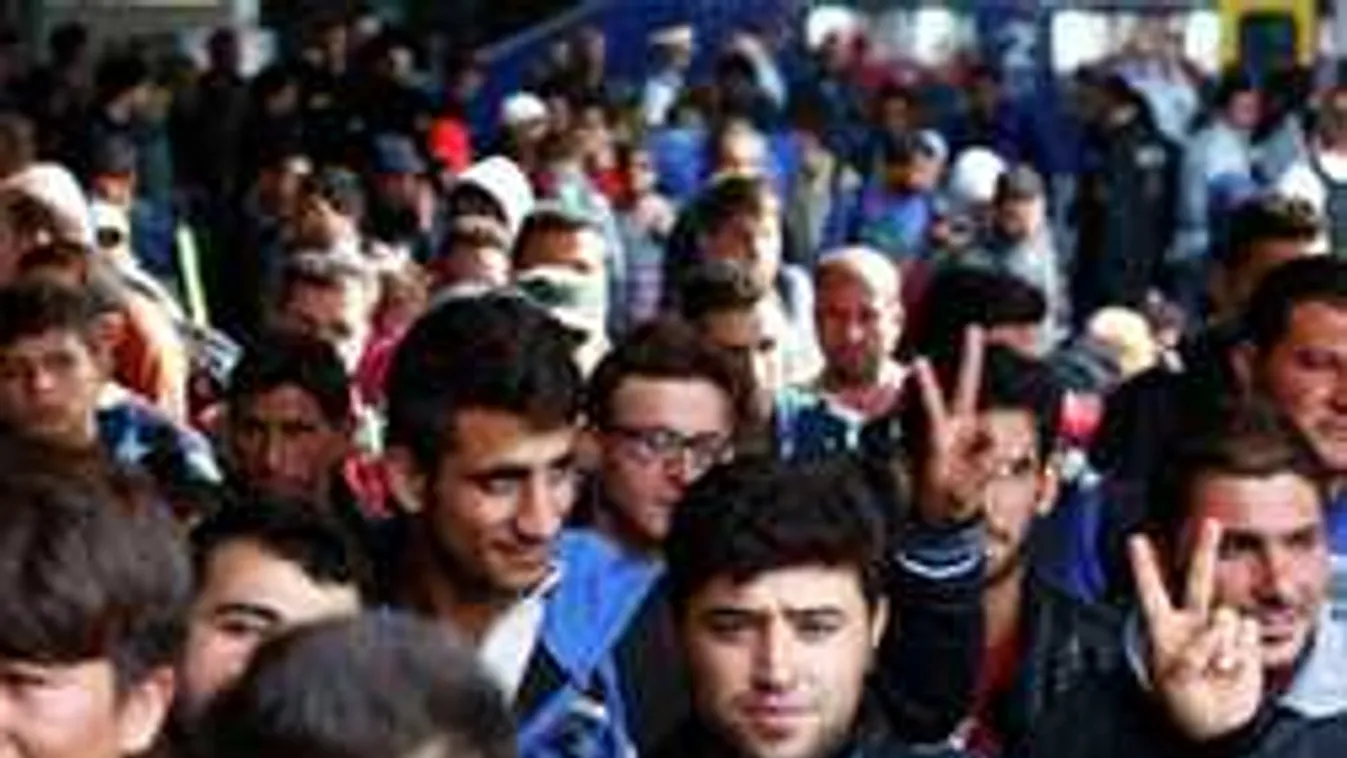 Migránsok lepik el ismét a balkáni útvonalat, több ország riadót fúj