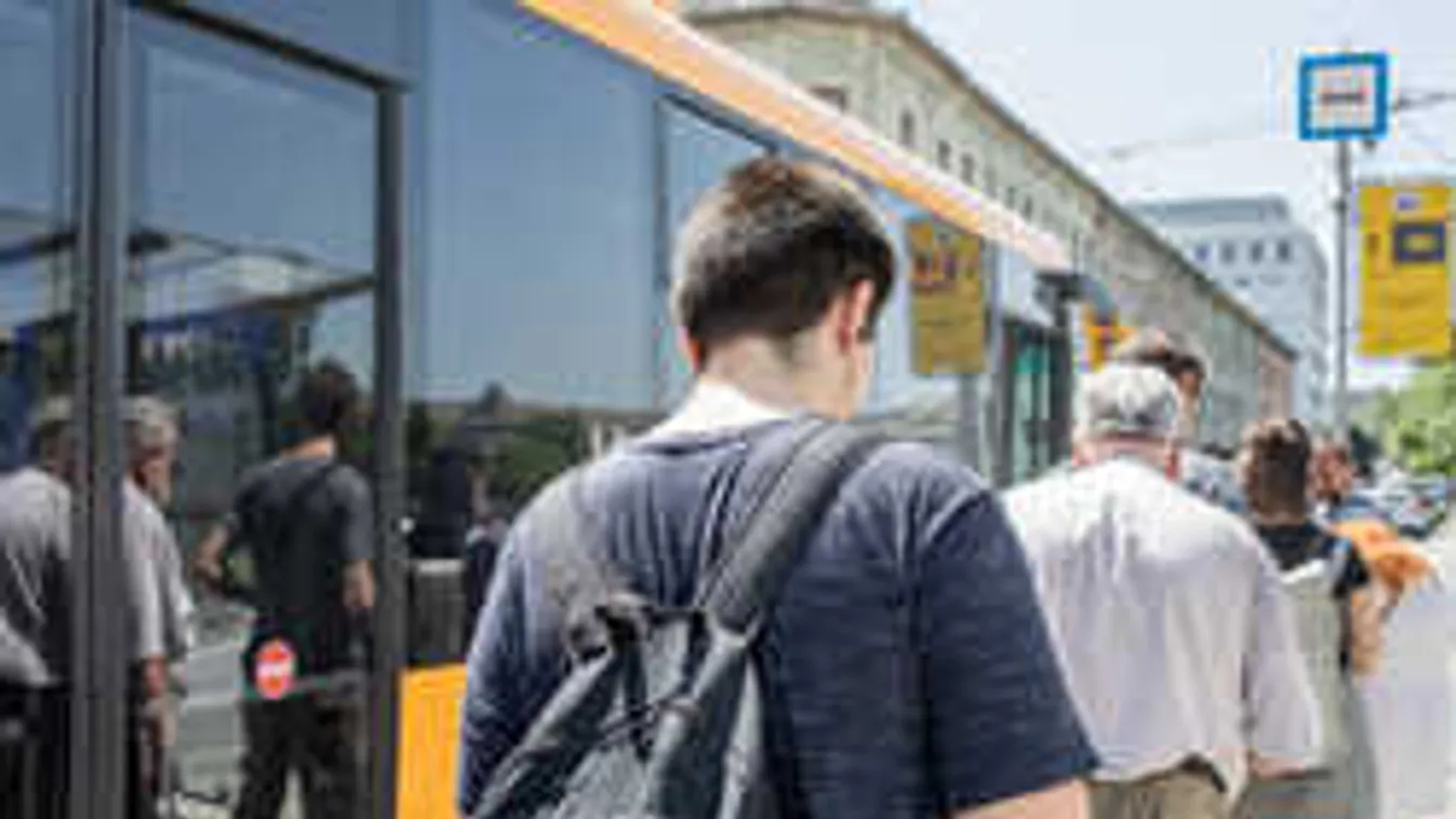 Ezért szállnak fel csavarhúzóval az utasok a sárisápi buszra