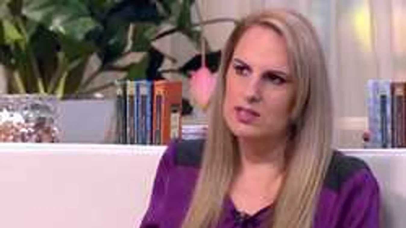 Brutális fogyás, rá sem lehet ismerni a magyar énekesnőre