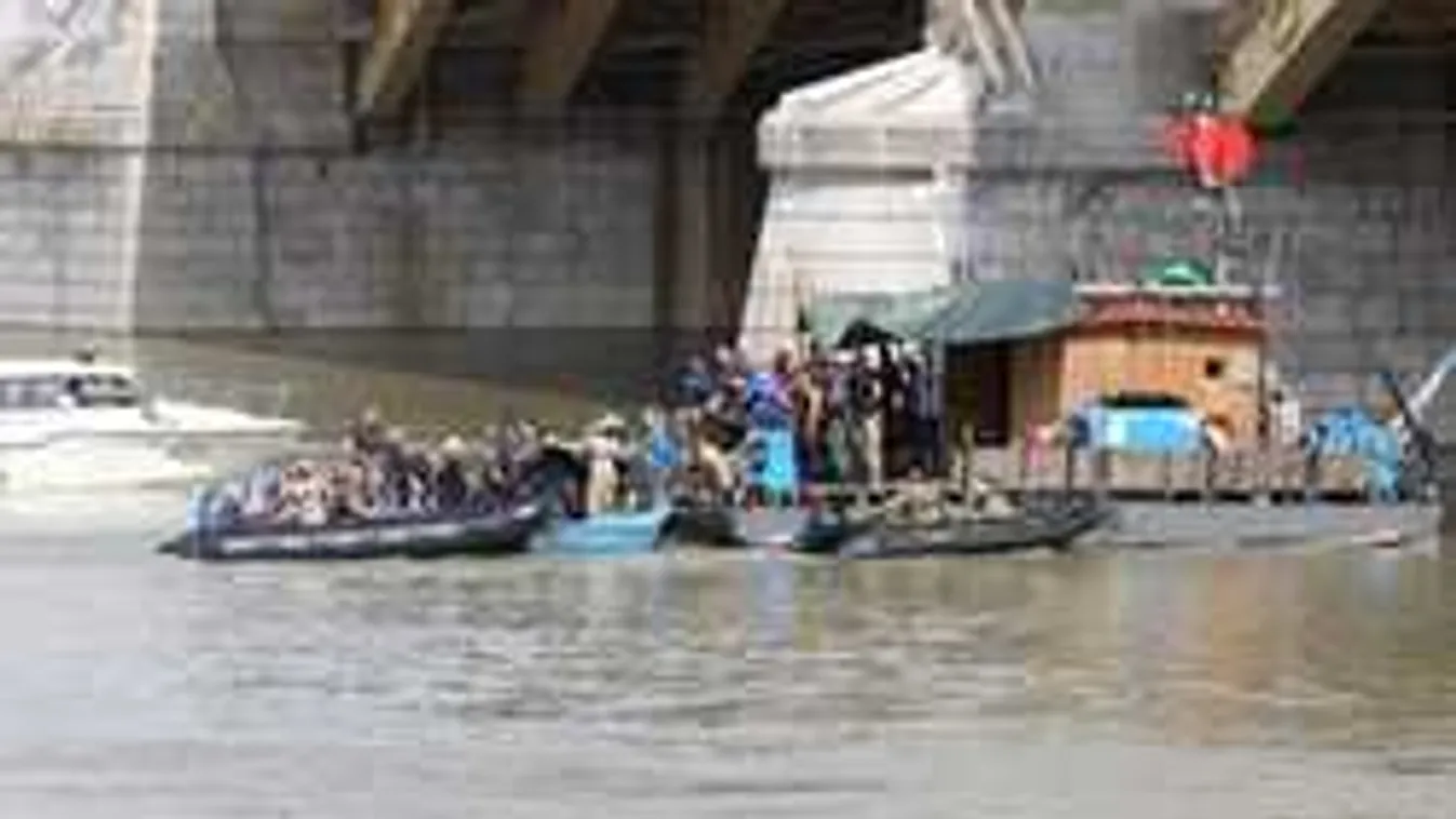 Később emelhetik ki a Hableányt, friss hírek a Duna vízállásáról