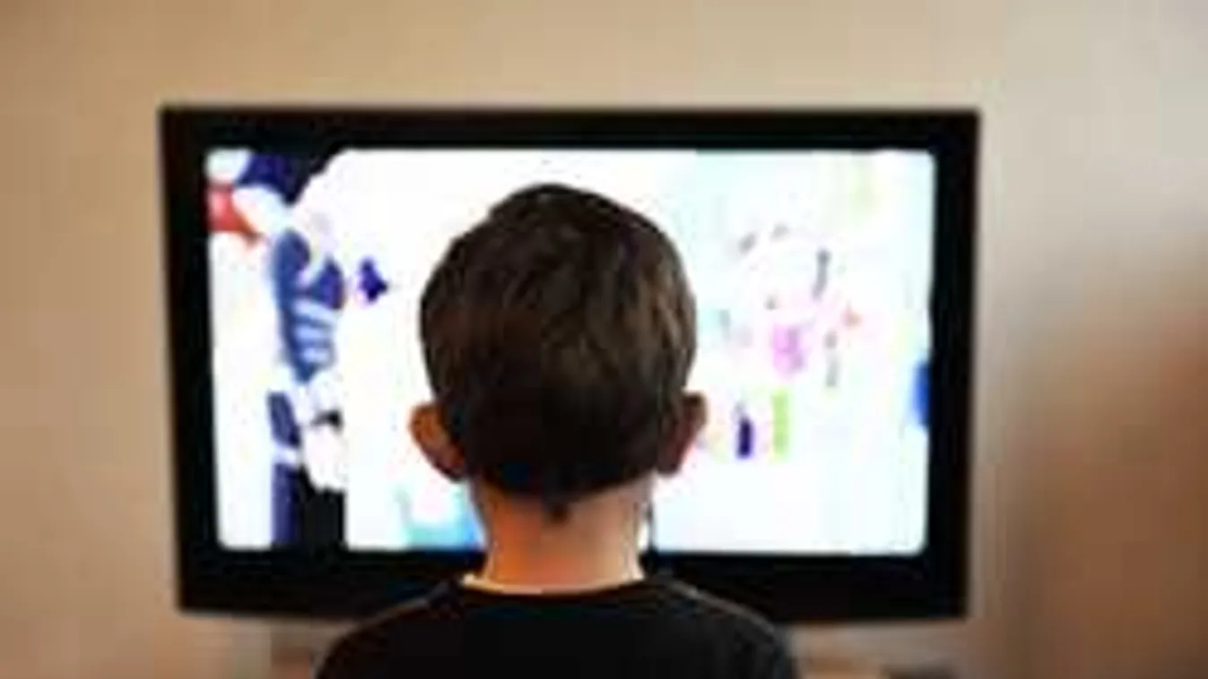 Durván támadják a családot és a házasságot