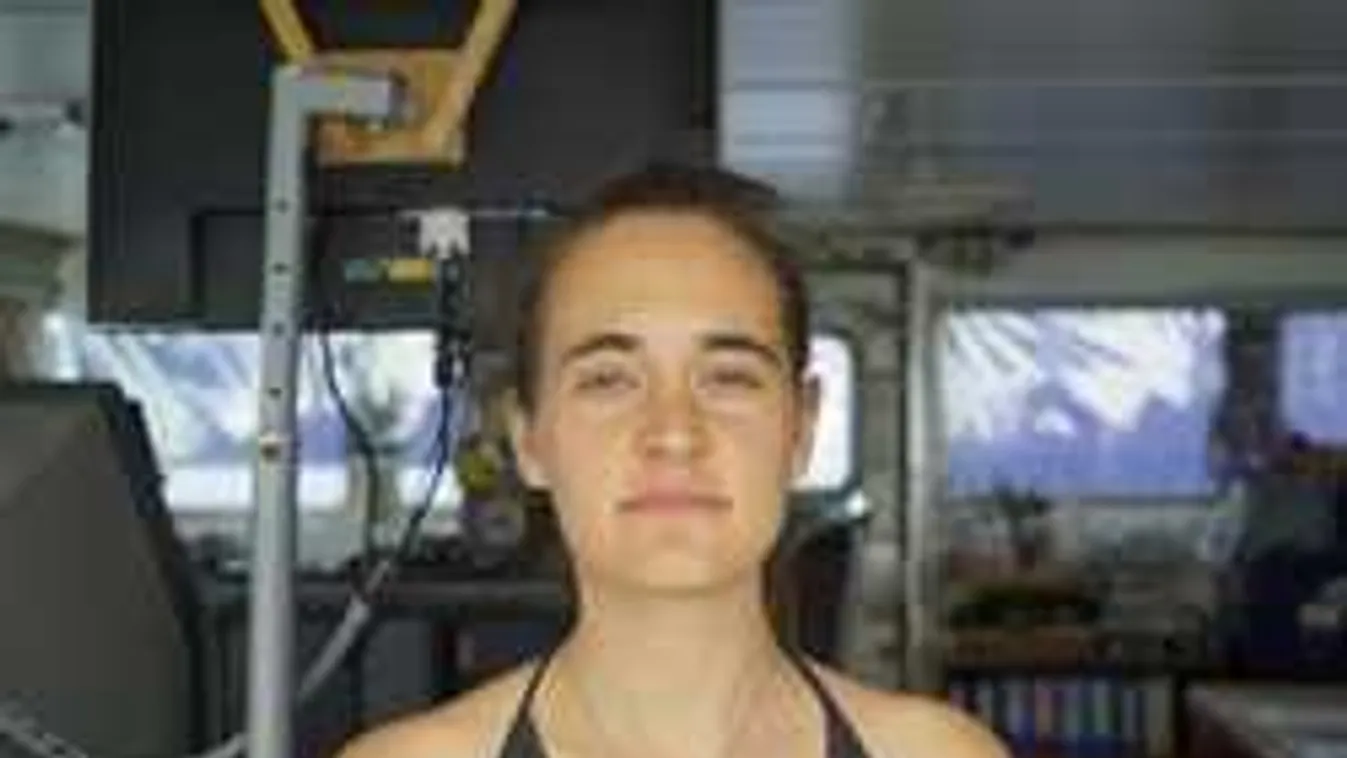 Félmillió migránst eresztene Európára a Soros-szervezet hajóskapitánya