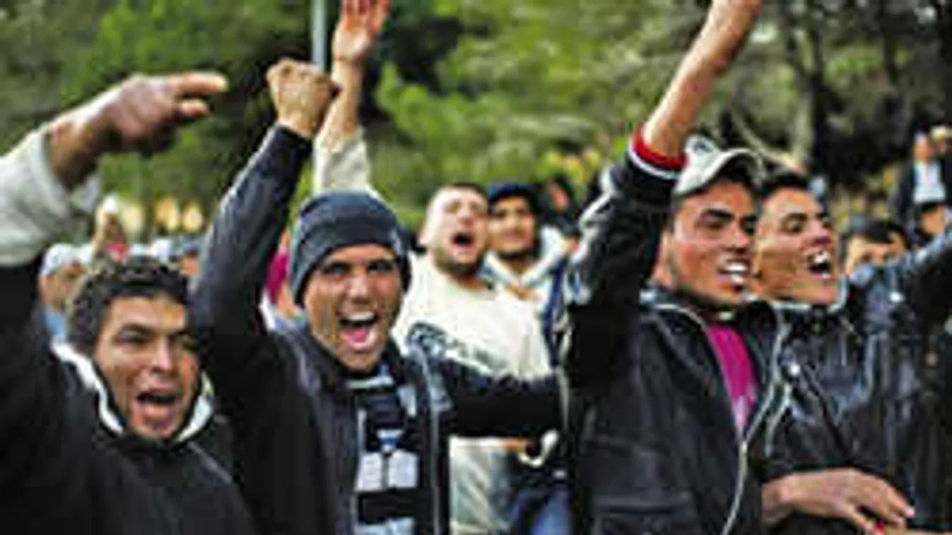 V4NA: A balosok hallgatnak a migránsbűnözőkről