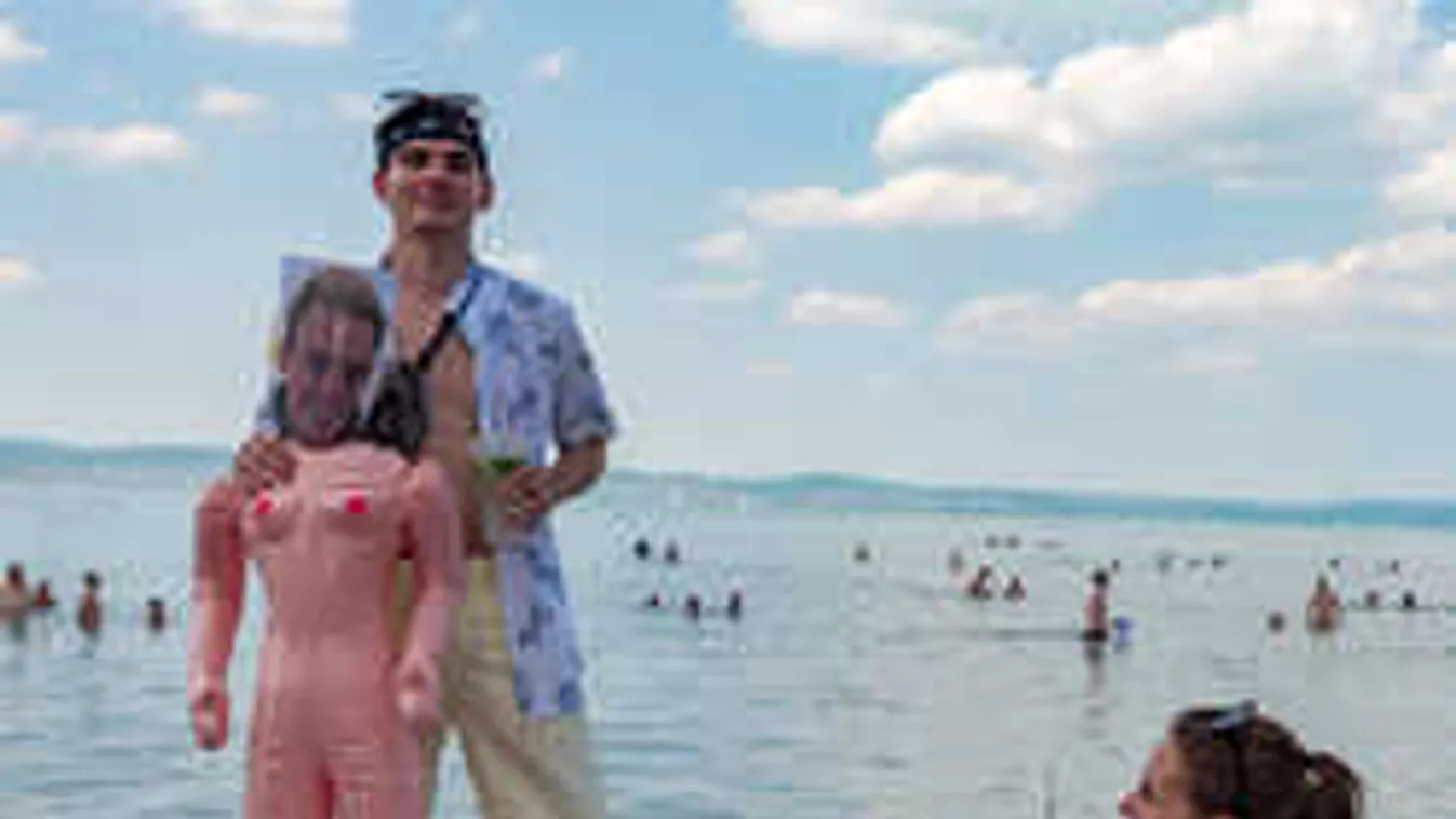 Férfiarcú guminő a Balaton Sound sztárja