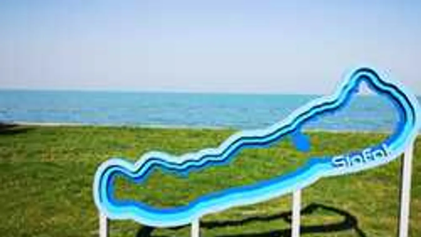 A Balaton partjára költöztek a magyar sztárok