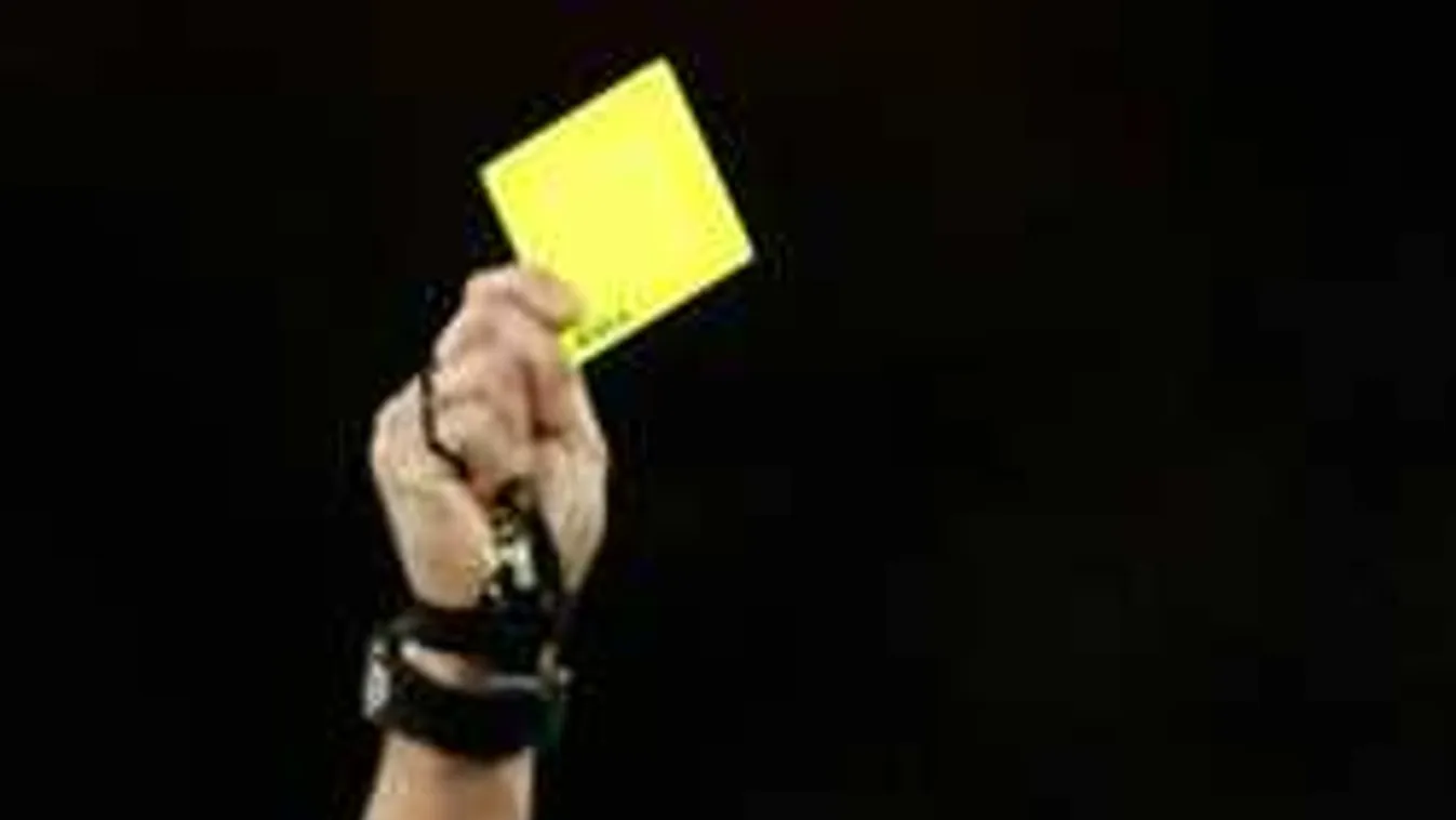 Megállt a szíve, megmentette a bíró életét a hős magyar focista