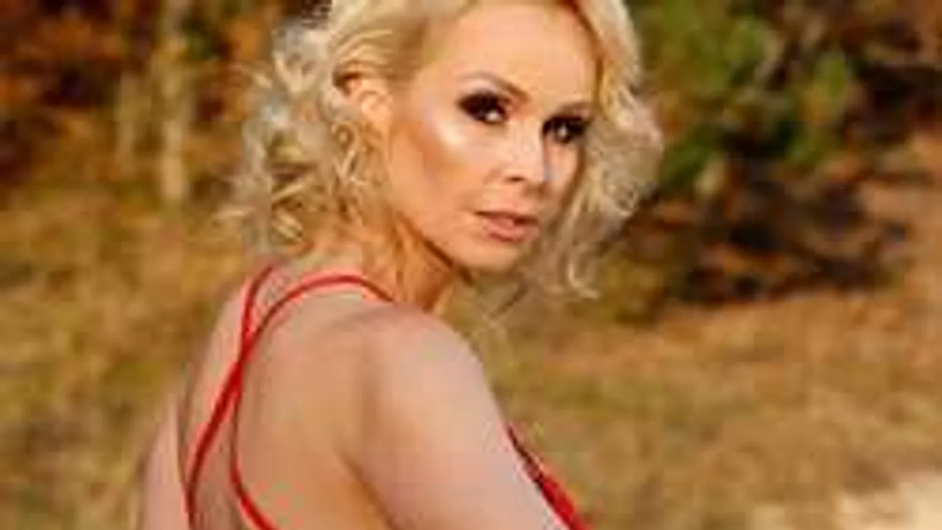 Undorító, milyen képeket küldenek rajongói a magyar luxusfeleségnek