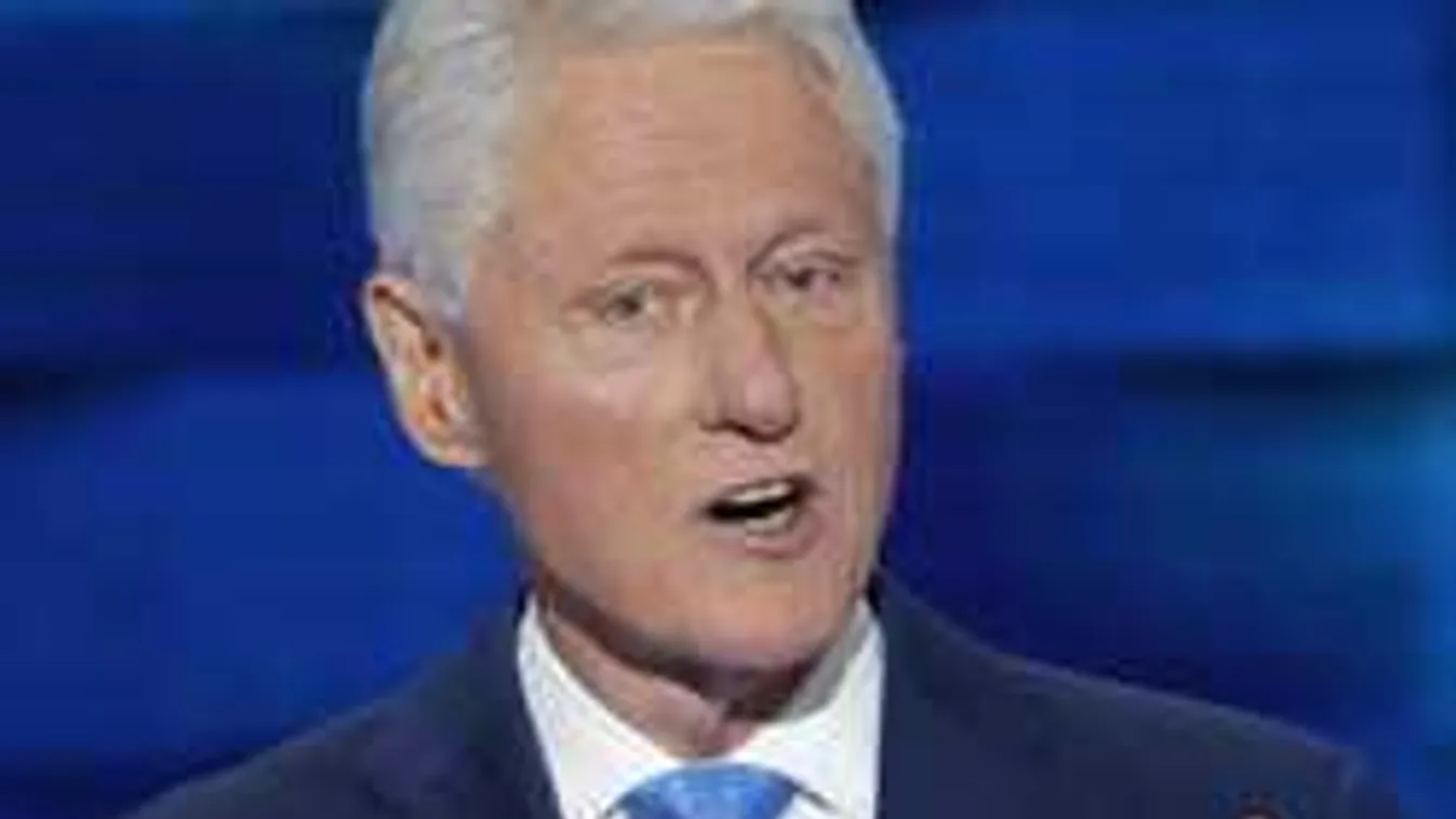 Szopóágra került Bill Clinton, nem győz magyarázkodni