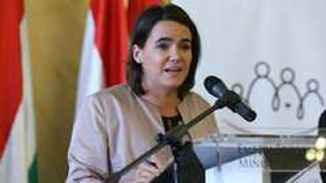 Már 2,5 ezren igényelték a nagycsaládosok autóvásárlási támogatását