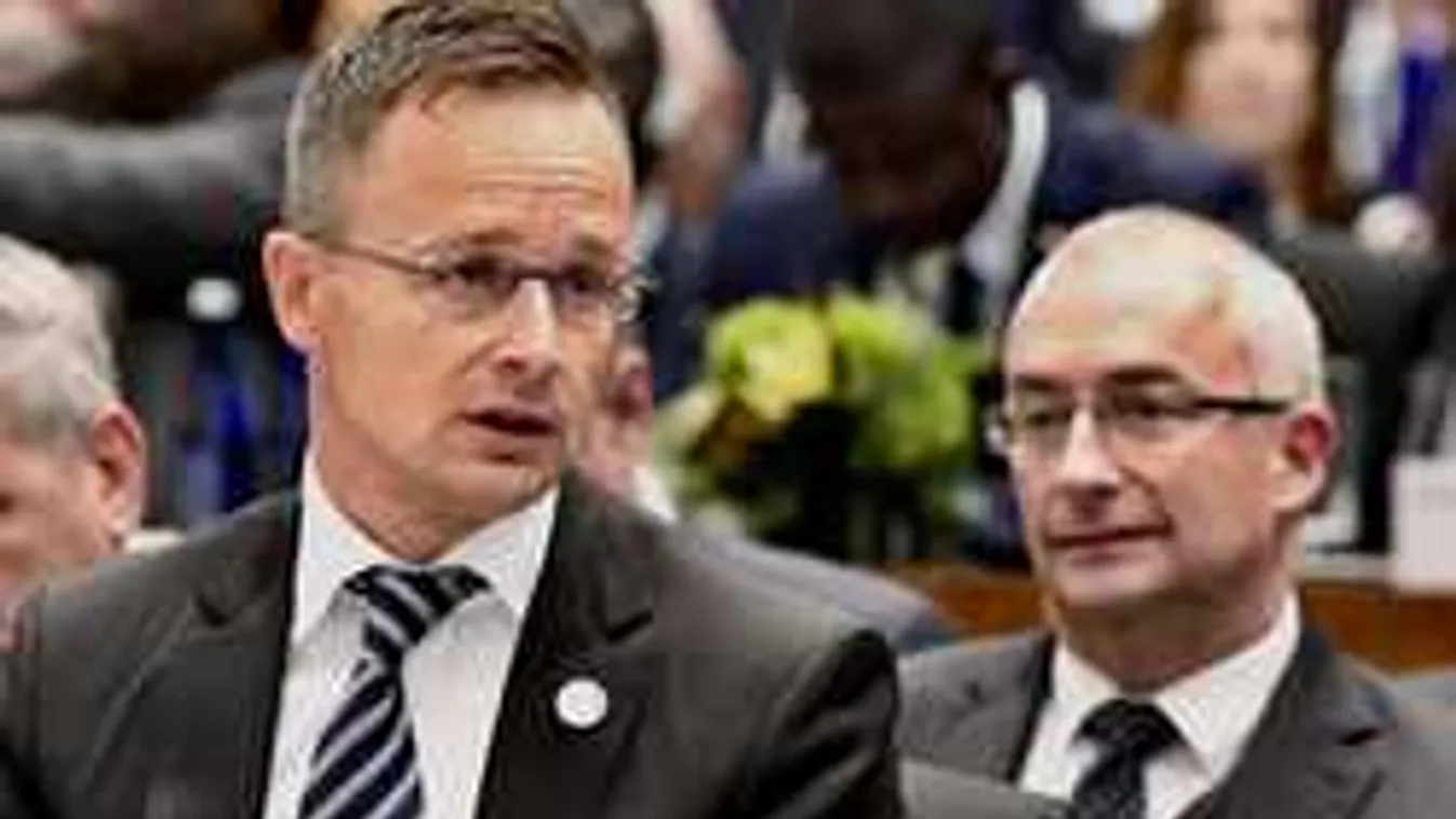 Szijjártó Péter: Elfogadhatatlan a keresztényüldözés