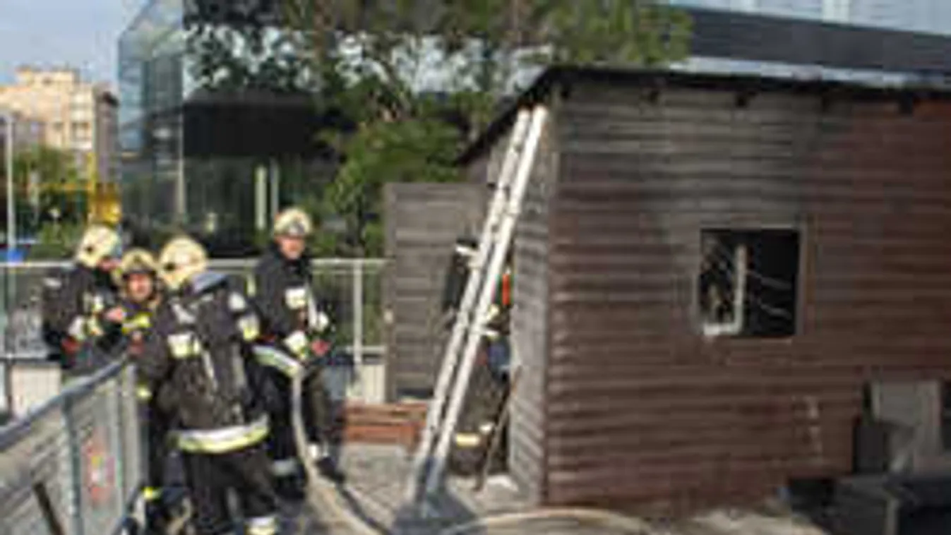 Újabb hírek, baleset érte a MOM-tűzben meghalt kislány testvérét