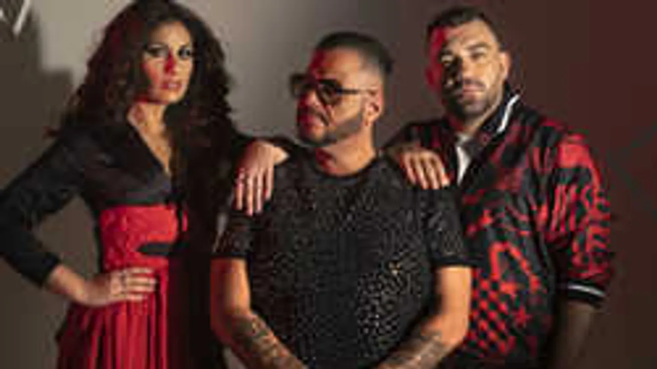 Megdöbbentek a rajongók, ezt tette a magyar énekesnővel Emilio