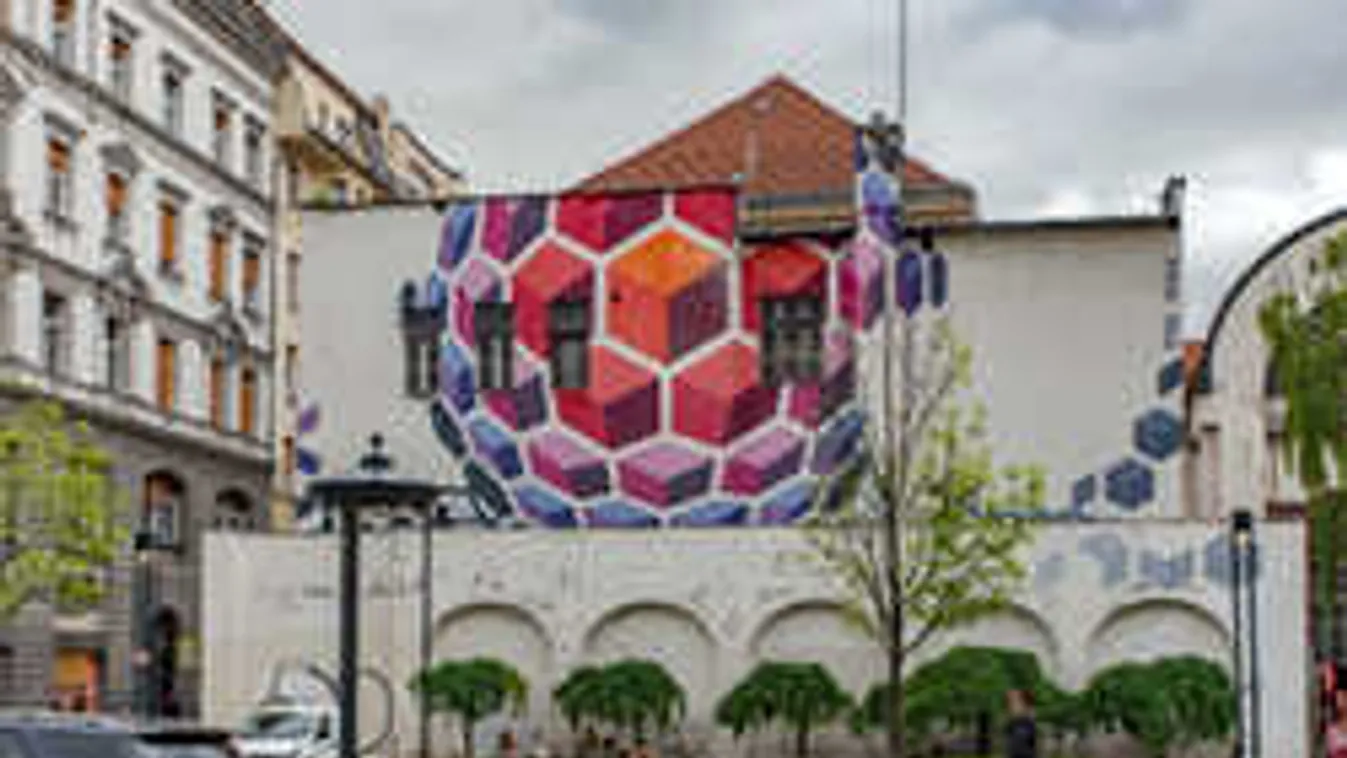 Ezért tűnt el az első pesti graffiti, ez lesz a helyén