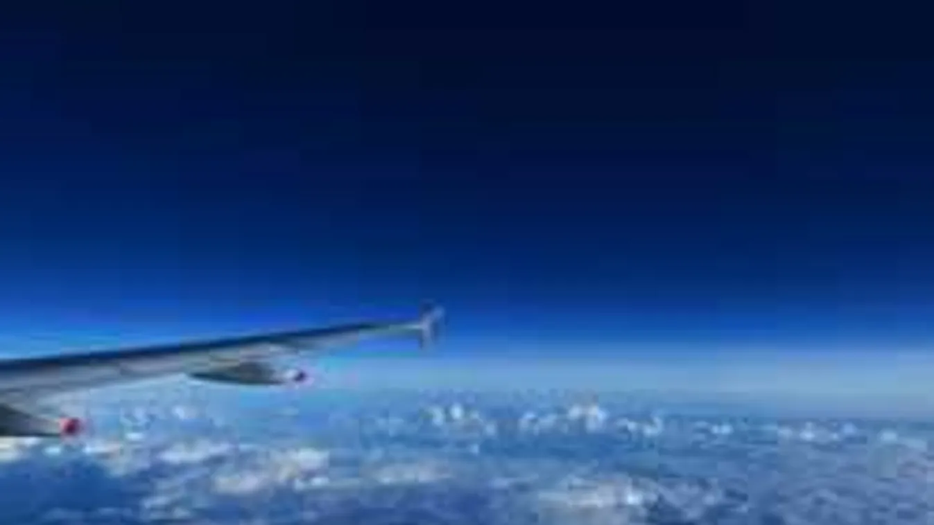 Botrány a repülőn, kiakadt az anyuka azon, ahogy a kisfiával bántak