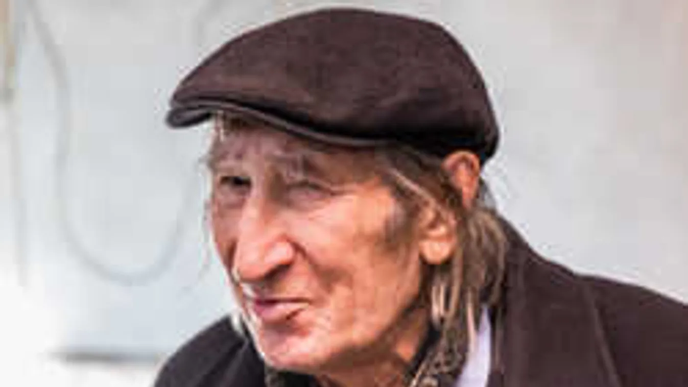 Óriási fordulat Lópici Gáspár életében: így él a feleségével és fiával