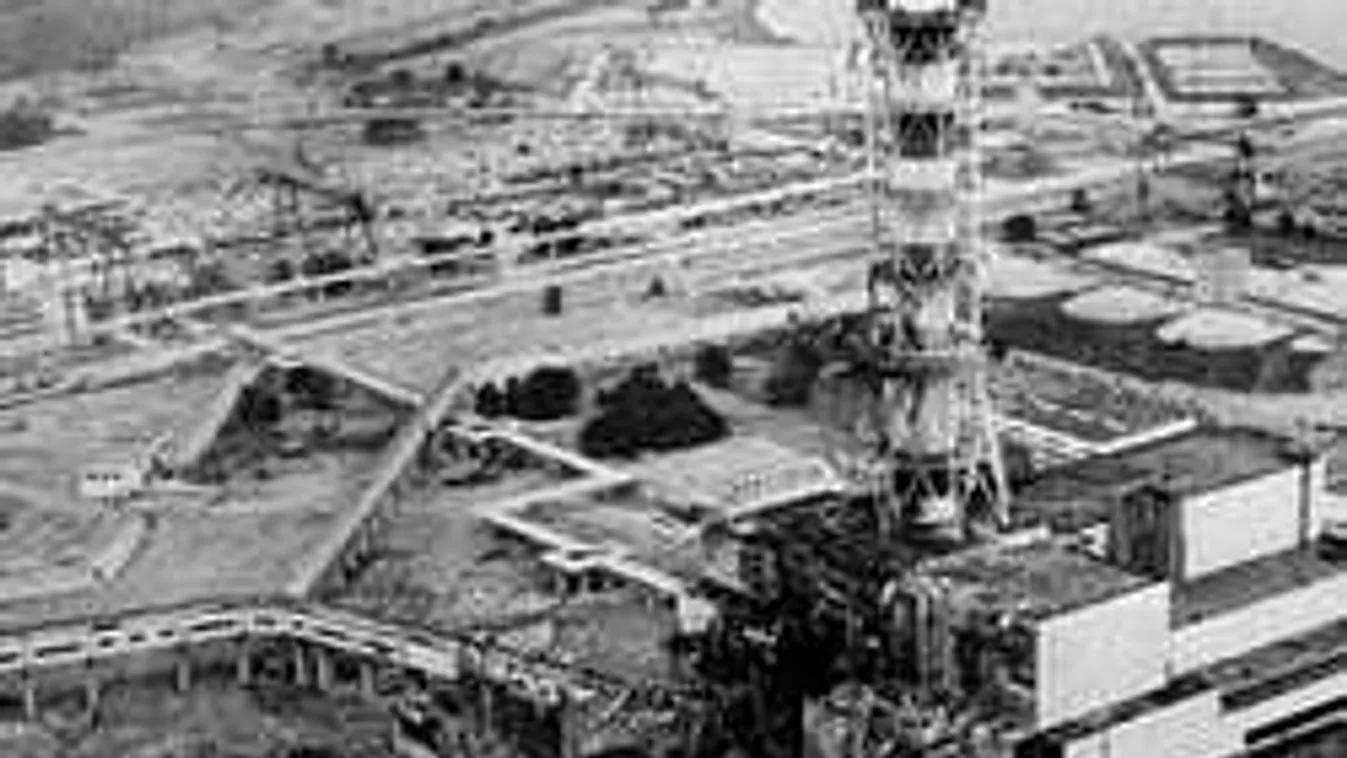 Döbbenetes videók: így másztak be a csernobili szarkofágba a kutatók