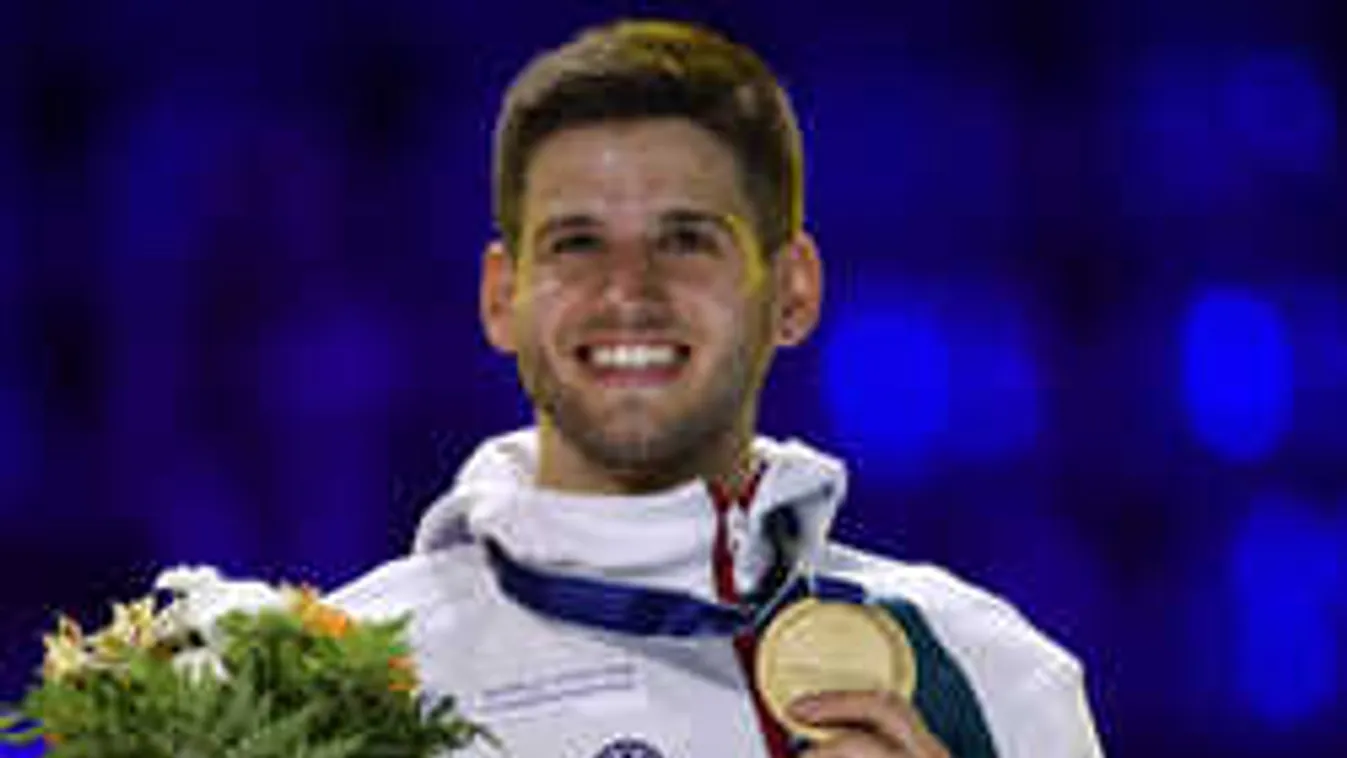 Óriási siker, lerohanták az új magyar sztárt a szurkolók