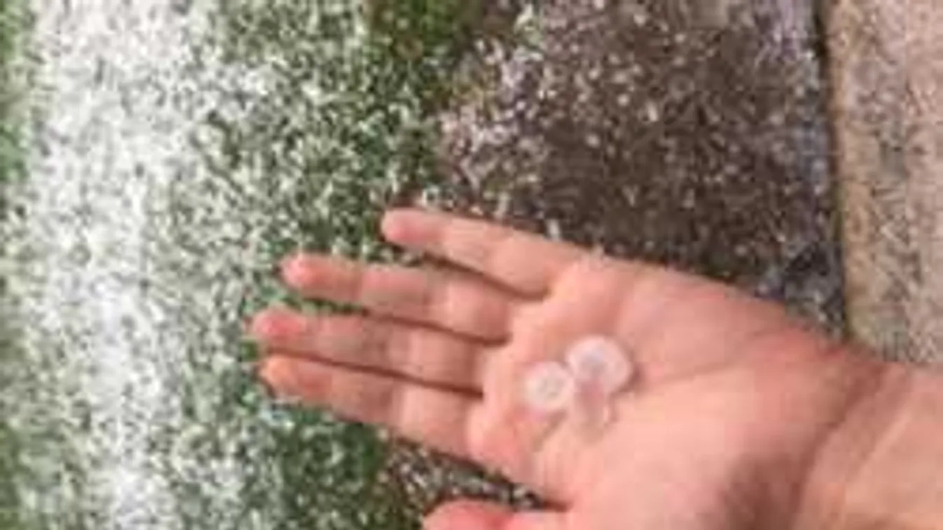 Riasztott a meteorológiai szolgálat, ezeken a helyeken várható jégeső