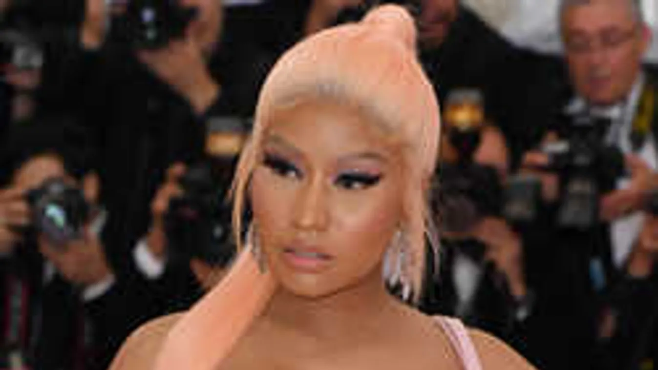 Micsoda mellek: óriásit villantott Nicki Minaj - Fotó