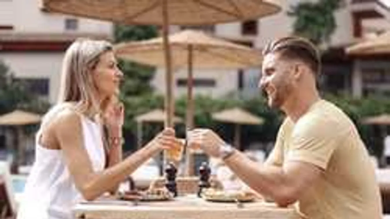 Álomnyaraláson ünnepelt Weisz Fanni és Hajmásy Péter