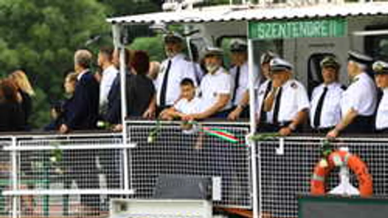 Zajlik a búcsúztató,megszólalt a Hableány-kapitány rokonainak ügyvédje