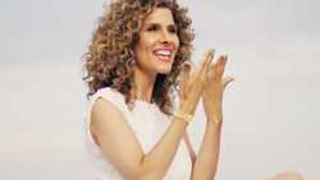 Te is licitálhatsz: Fábián Juliról készült portrét árvereznek el