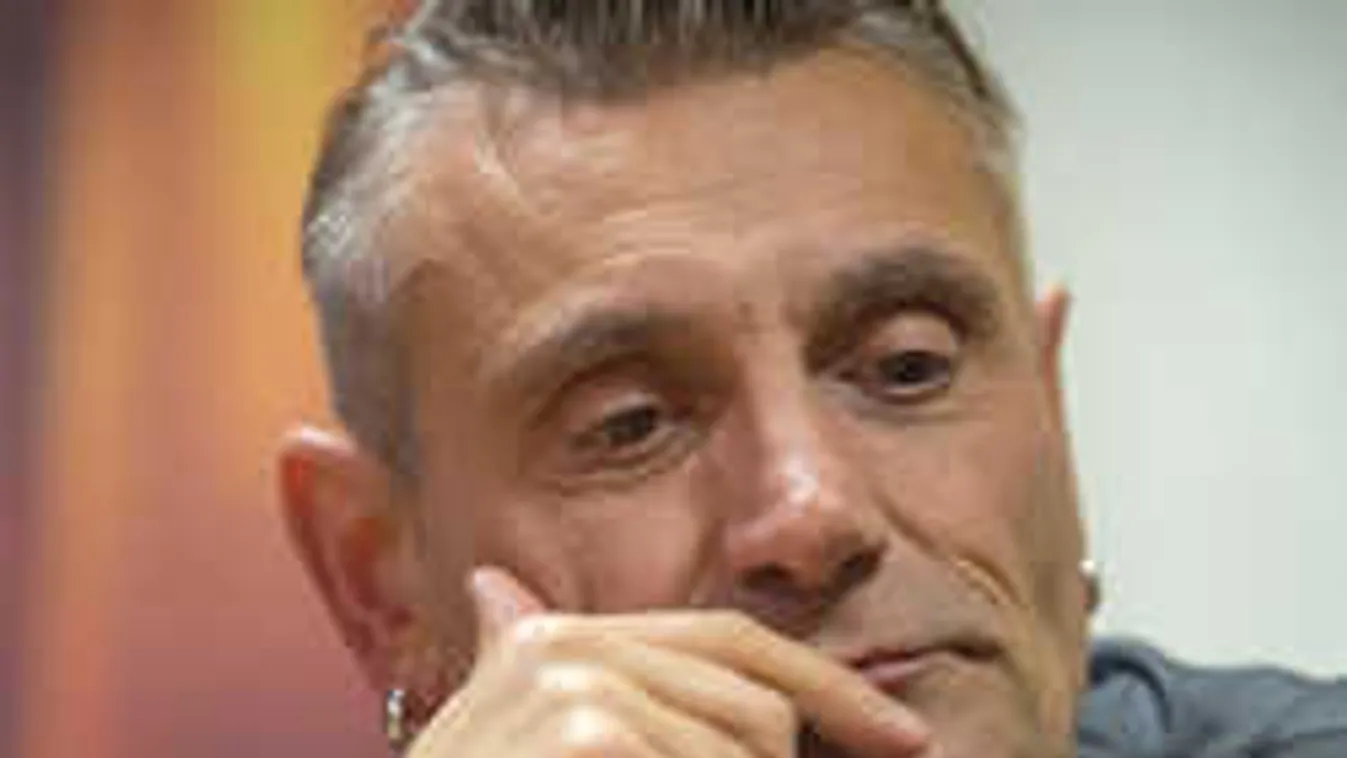 Három szó, így búcsúzott barátjától az Irigy Hónaljmirigy énekese