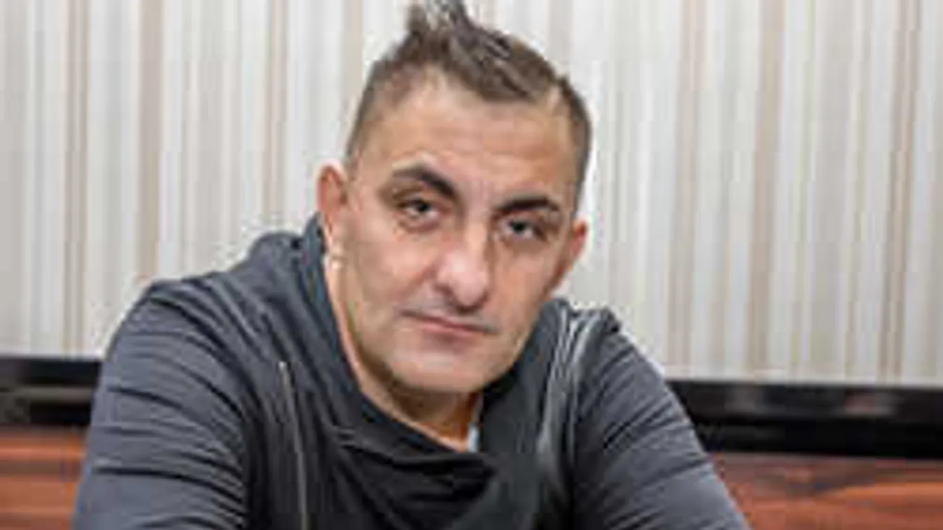 Élő adásban kiabált Győzike: Tönkretették a családomat - Videó