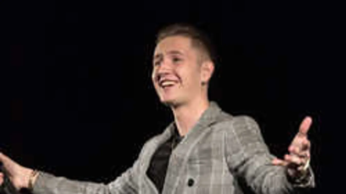 Váratlan problémák: nehezen megy az együttélés a magyar énekesnek