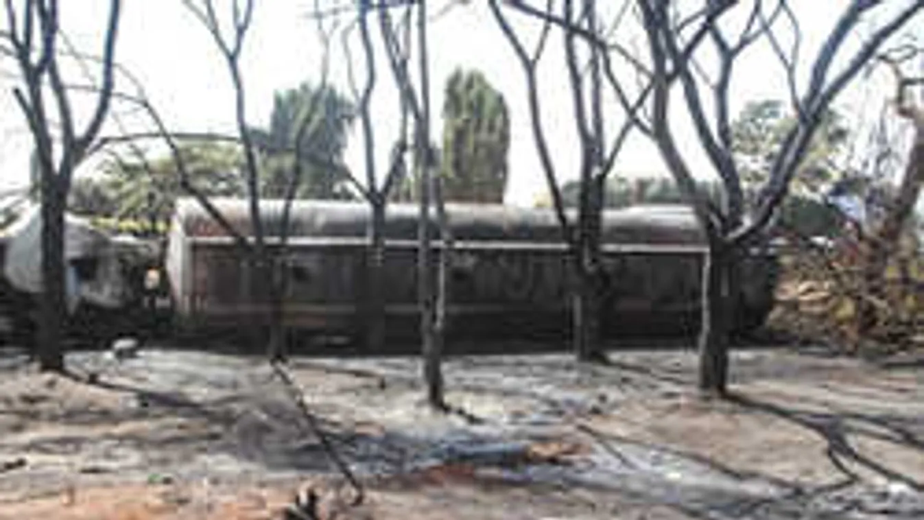 Egy férfi rágyújtott a felborult tartálykocsi mellett, borzalmas tragédia lett a vége