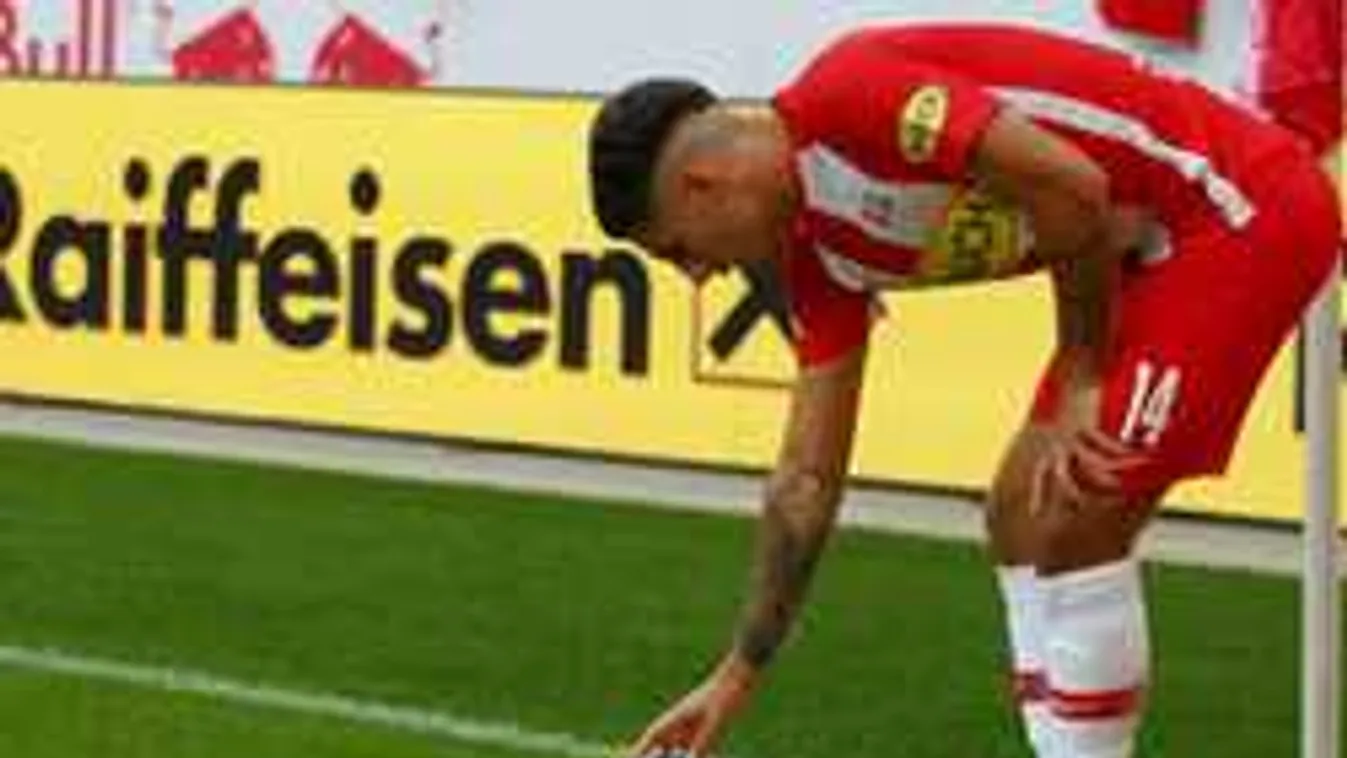 Rejtélyes fotó, Te megtalálod a hibát a magyar focista mezén?