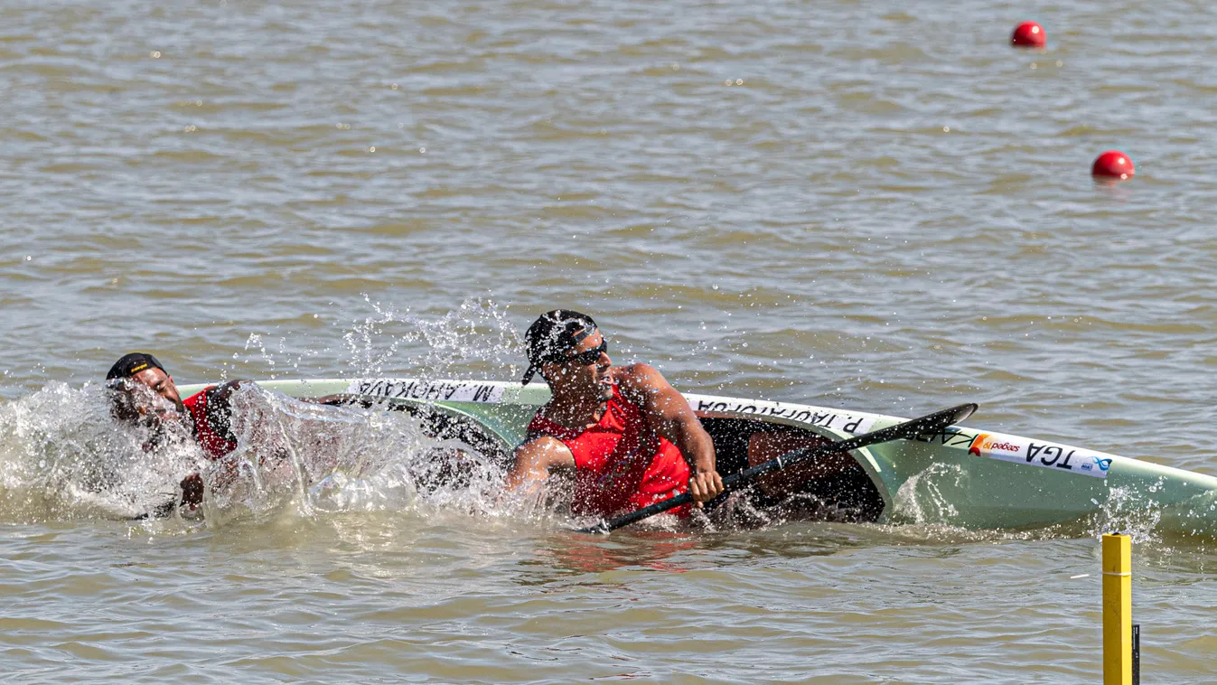 Vízbe borult a sztársportoló Szegeden, ki kellett menteni