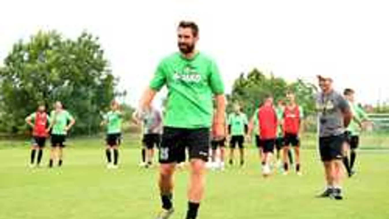 Böde Dani miatt újra imádják Pakson a focit