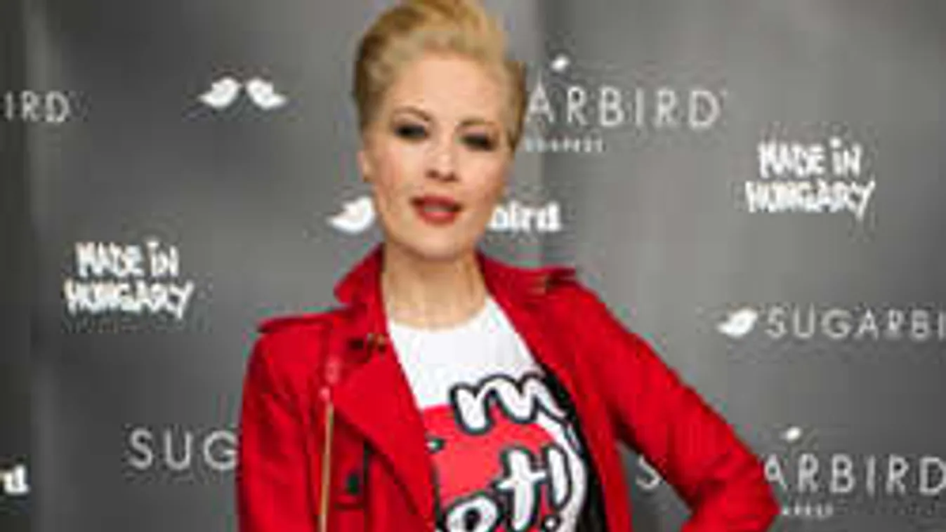 Ilyen ruhában még biztos nem láttad Orosz Barbi mellét - Fotó