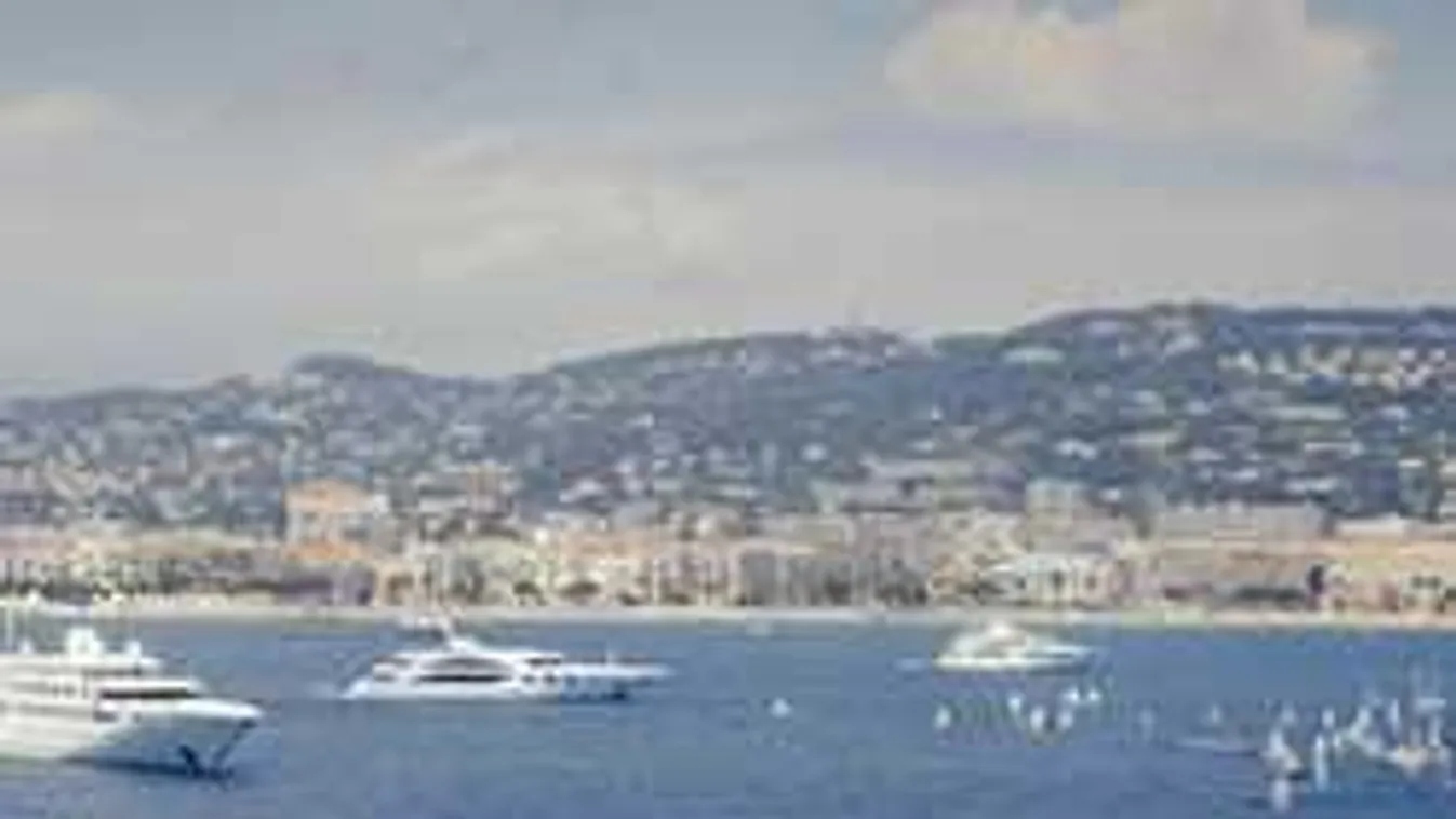 Eldobod az agyad ettől a hirdetéstől, íme a Riviéra legdrágább villája