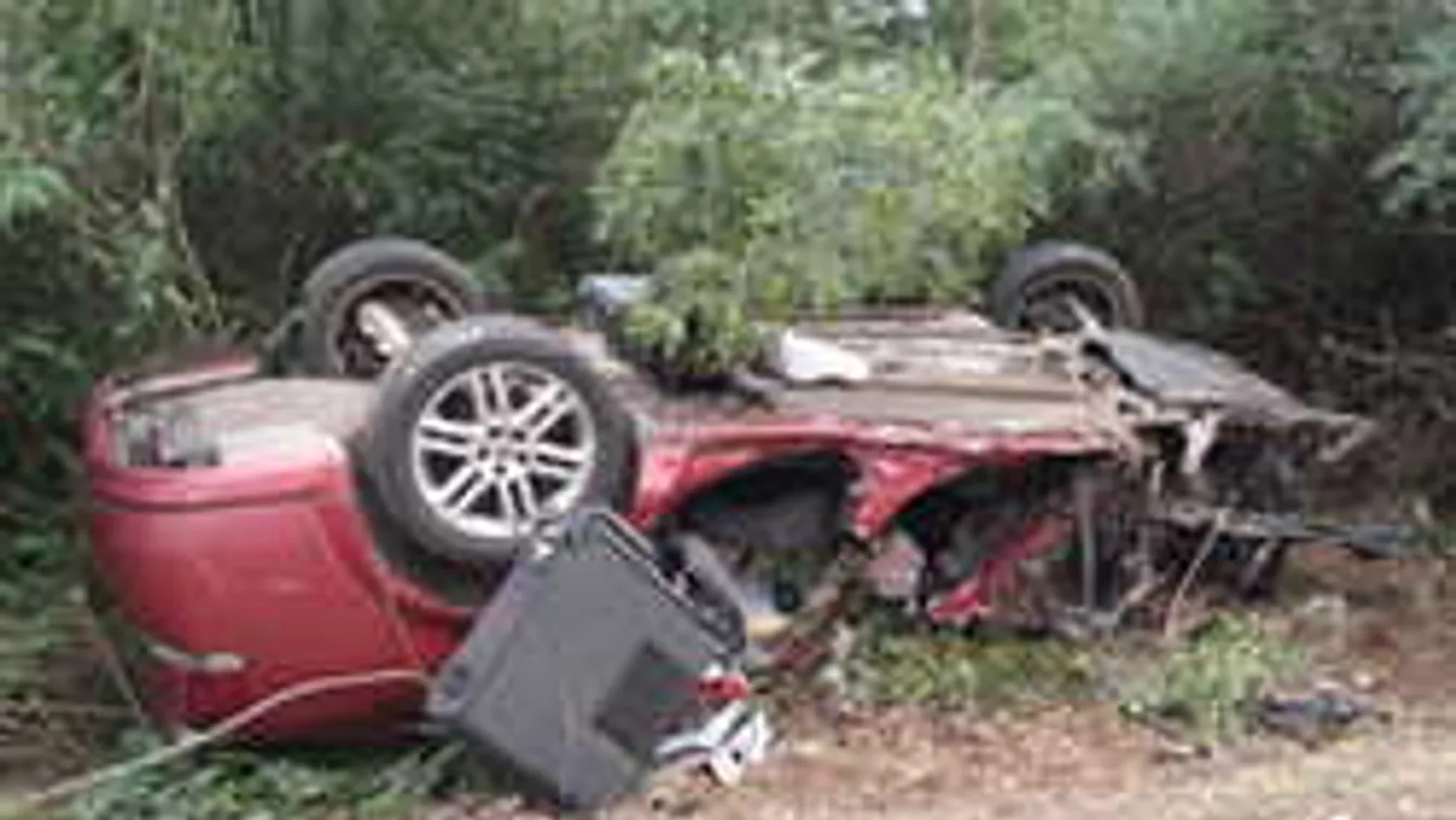 Megrázó helyszíni fotók: kettős tragédia Szerencsnél, egy baba meghalt