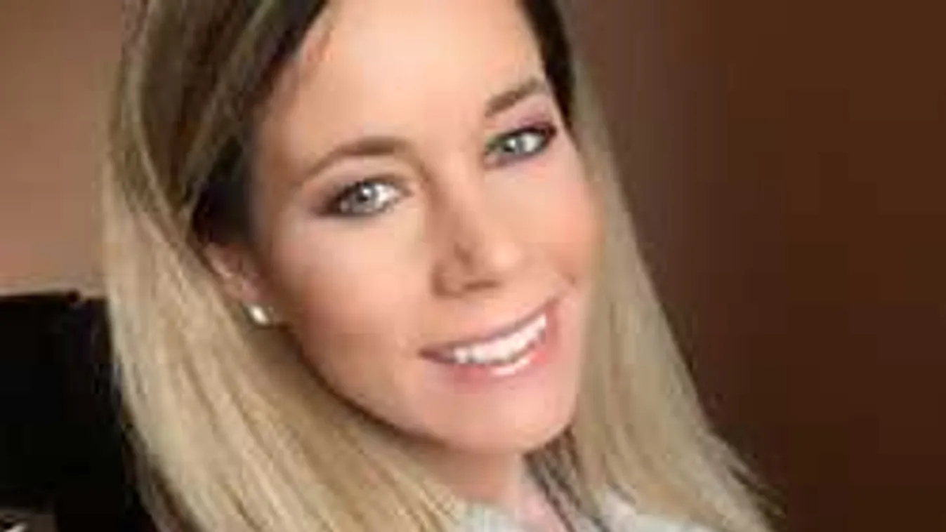 Ettől te is a szívedhez kapsz, kipakolta az ikreket Baukó Éva