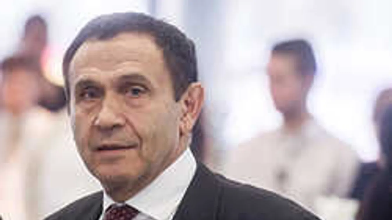 "Gyárfás és Fridi felszólított, hogy szálljak le a Fenyő-ügyről"