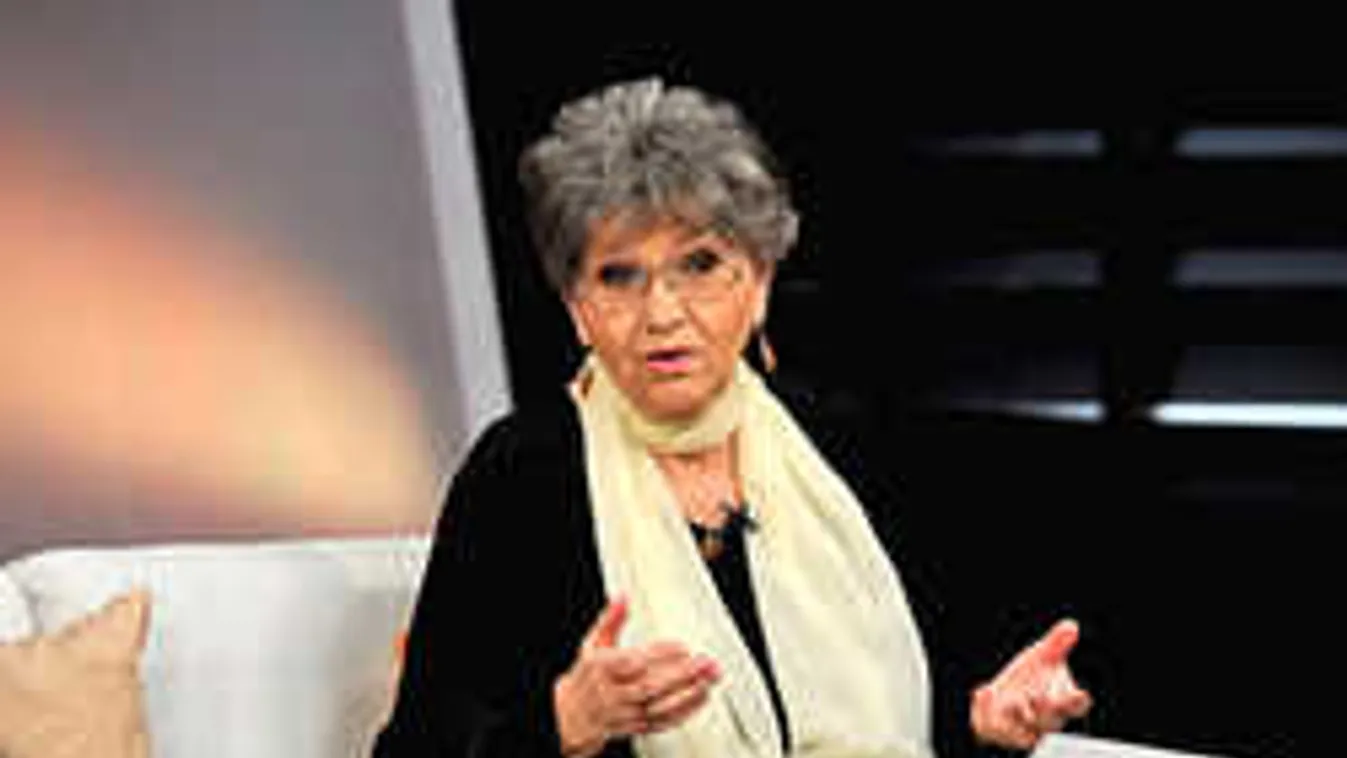 Súlyos döntést hozott Pécsi Ildikó, besokallt az unokája miatt