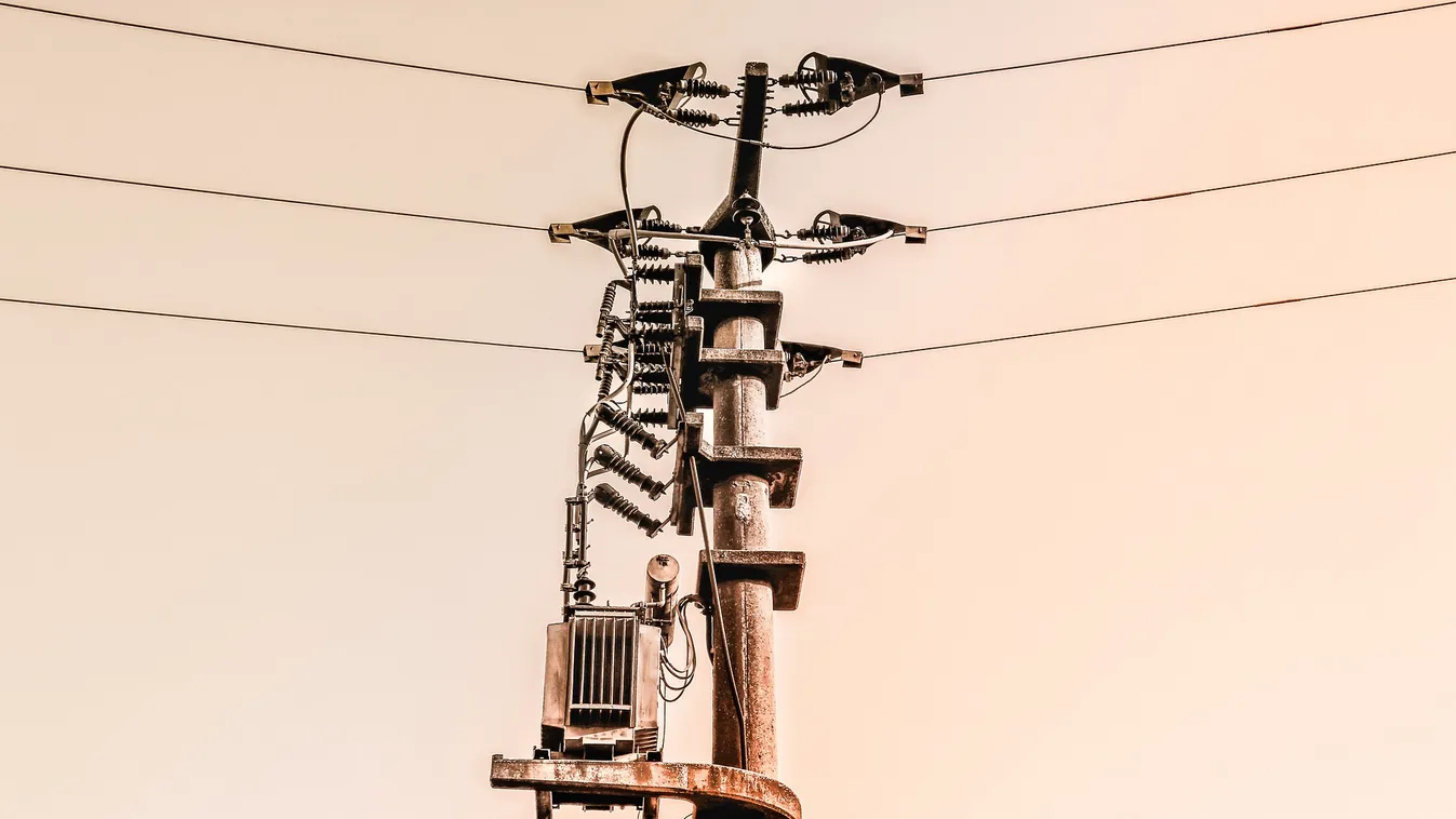 Hiába próbálták újraéleszteni a 11 éves kisfiút, belehalt az áramütésbe