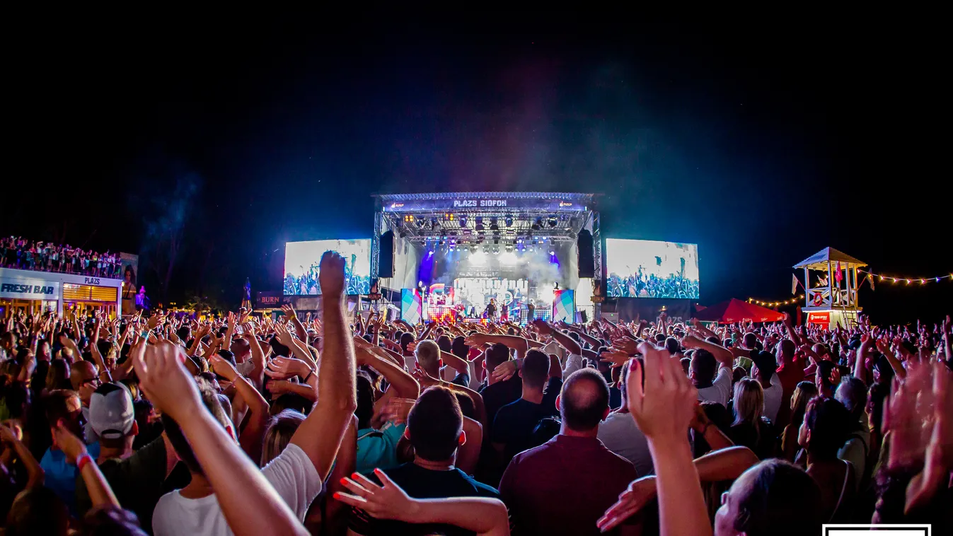 Háromszázezernél is többen buliztak idén a PLÁZSon