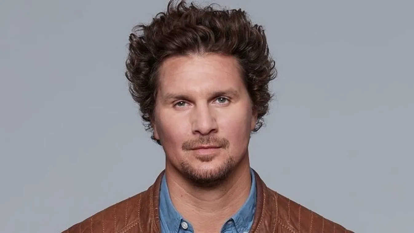 Rejtélyes baleset: csúnyán megsérült a magyar sztárszínész - Fotó