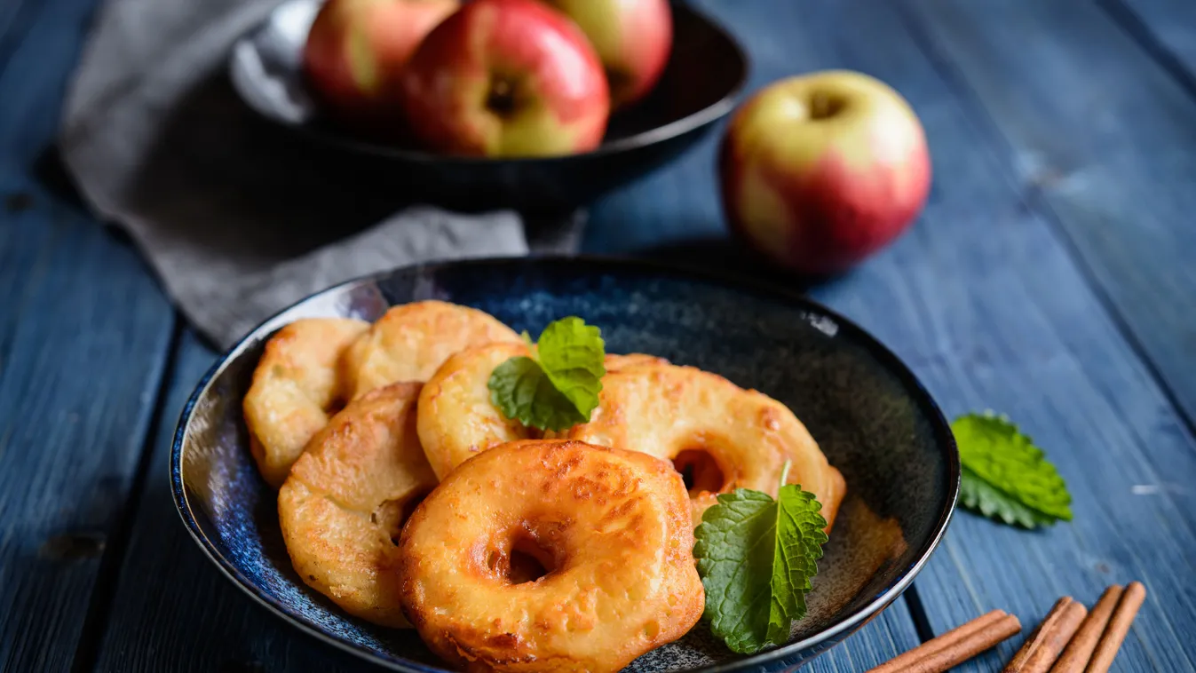 Őszi esték legjobb édessége: íme az almafánk