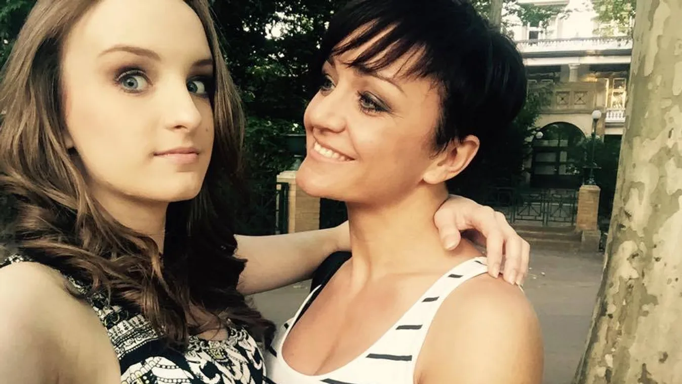 Meghazudtolja a korát, különleges dologba fogott Szandi lánya