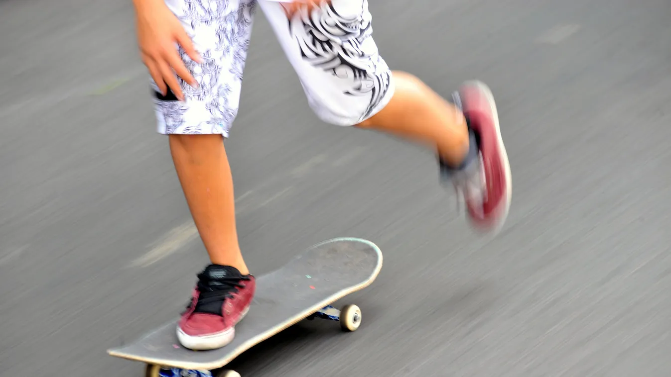 Gördeszkával kaszabolta szét egy férfi arcát egy 15 éves Hevesben